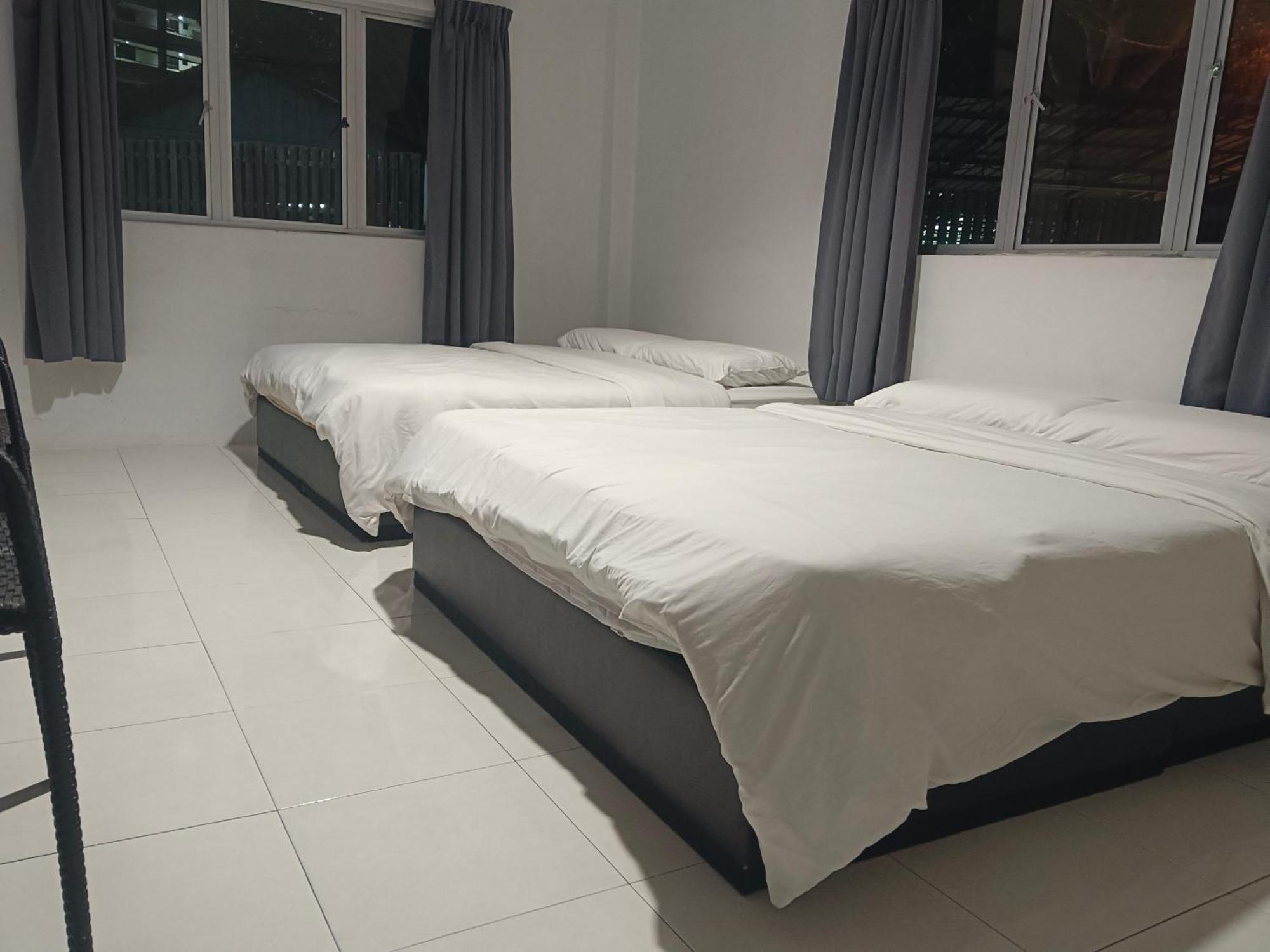 69 Hotel