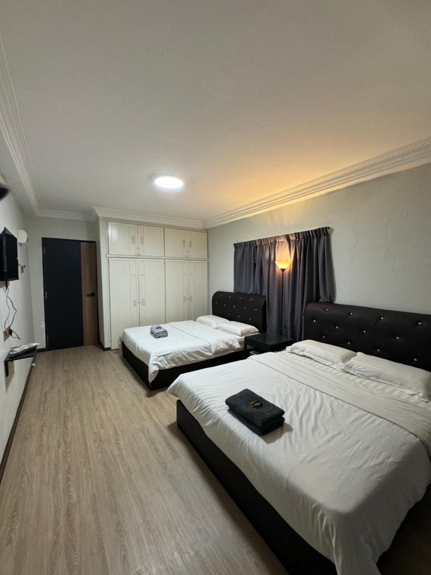 69 Hotel